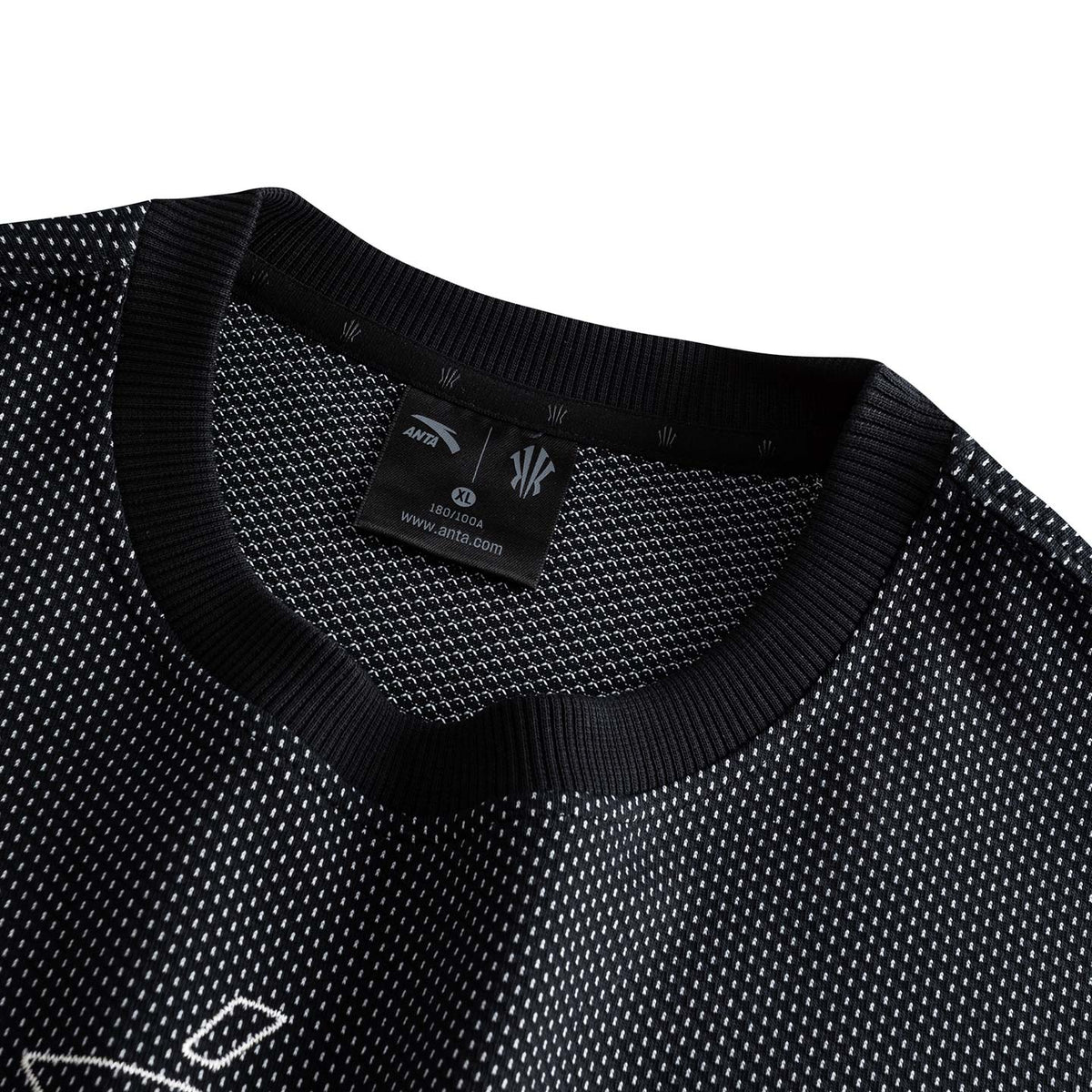 ANTA KAI Hélà Sweatshirt 'Basic Black'