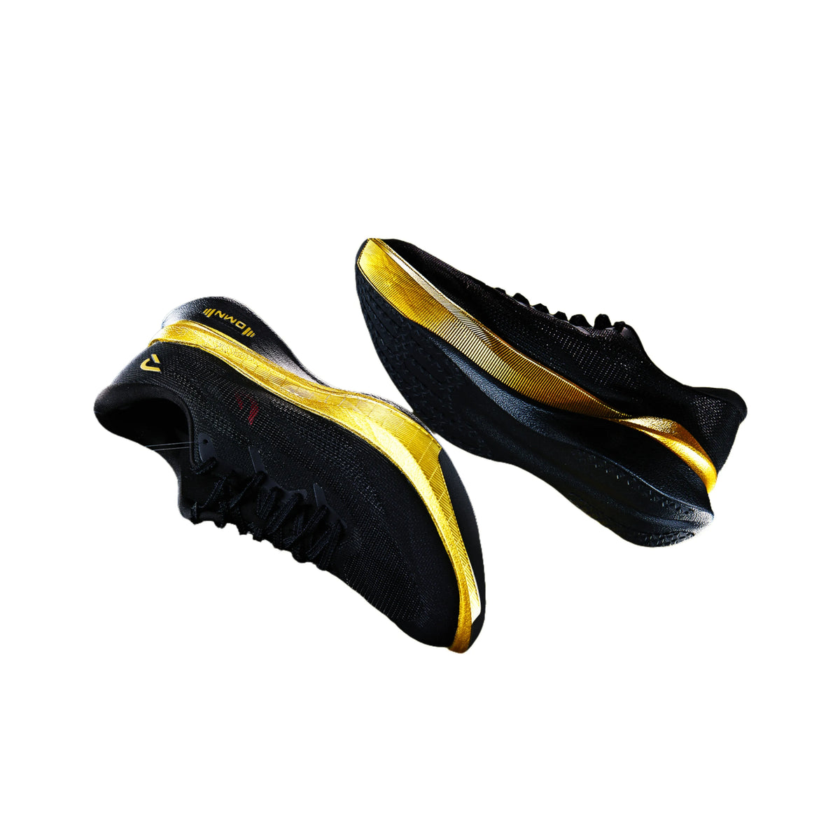 Dynafish 1.0 'Black Golden' | Running Shoes