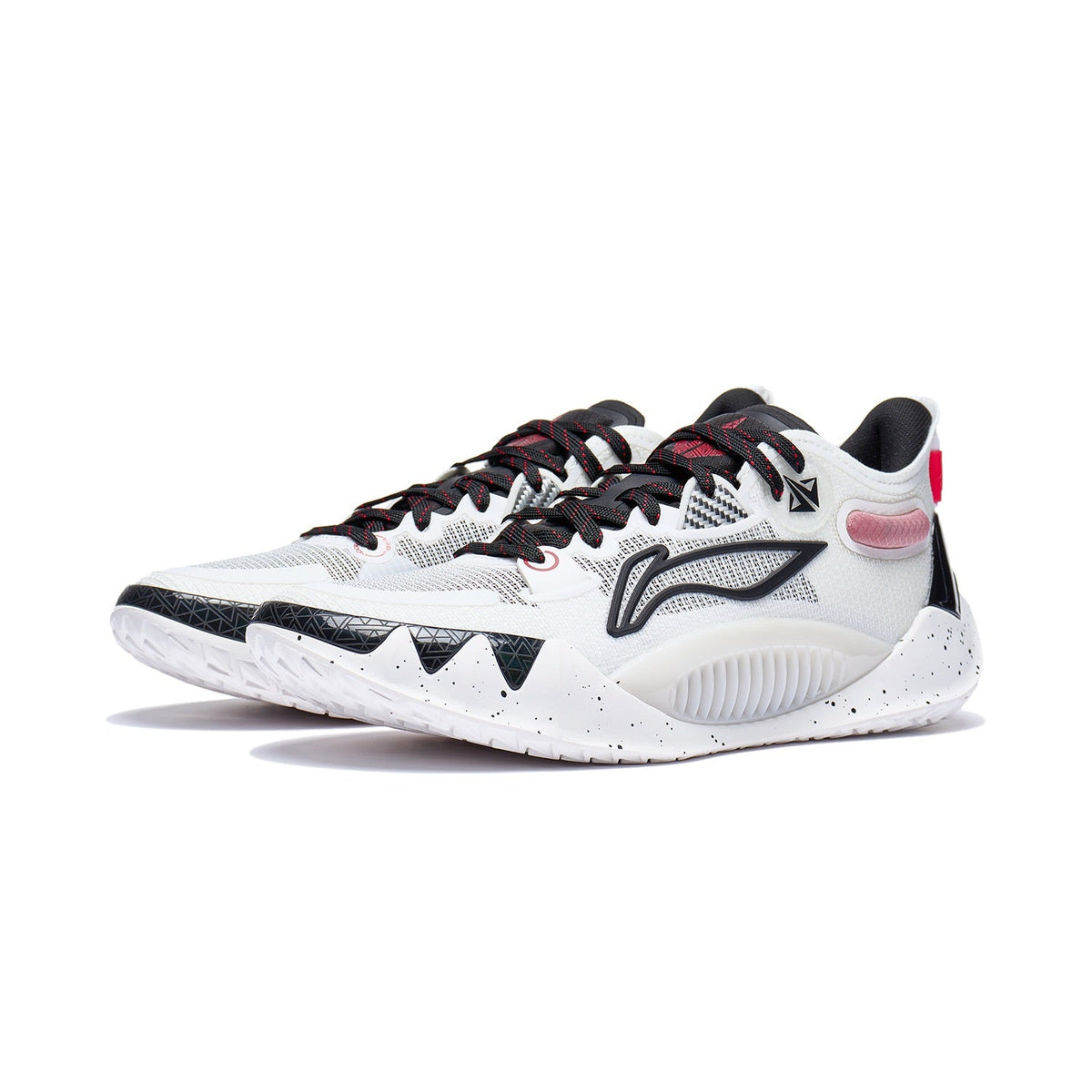 LiNing Jimmy Butler 1 'Host'