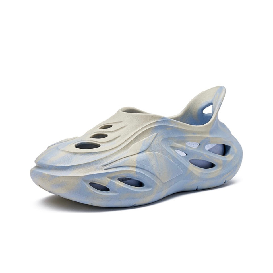 361° Swimming Whale 1 ‘Blue and Gray'