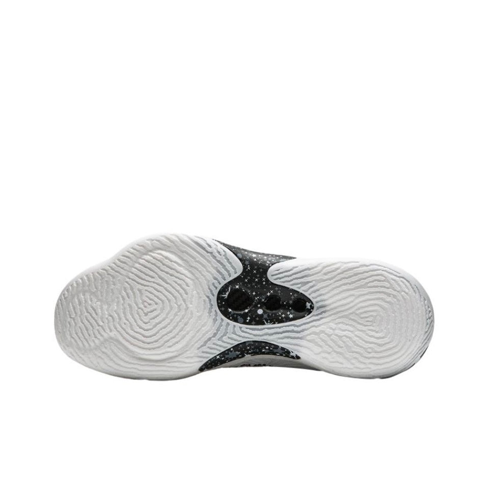 LiNing Yushuai Ultra ‘White and Black’