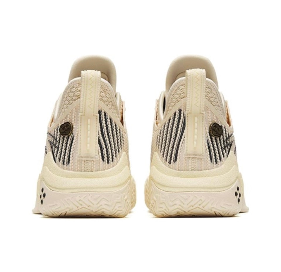 ANTA Shock Wave 4 Pro ‘Beige Fossil'