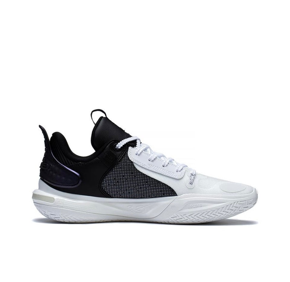 LiNing Wade All City 11 'White Black' Secondary image