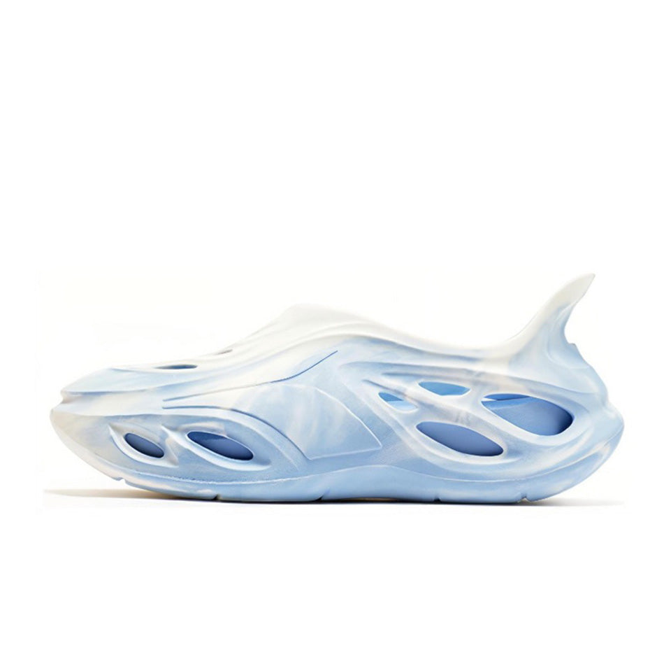 361° Swimming Whale 1 ‘White and Blue' Main image