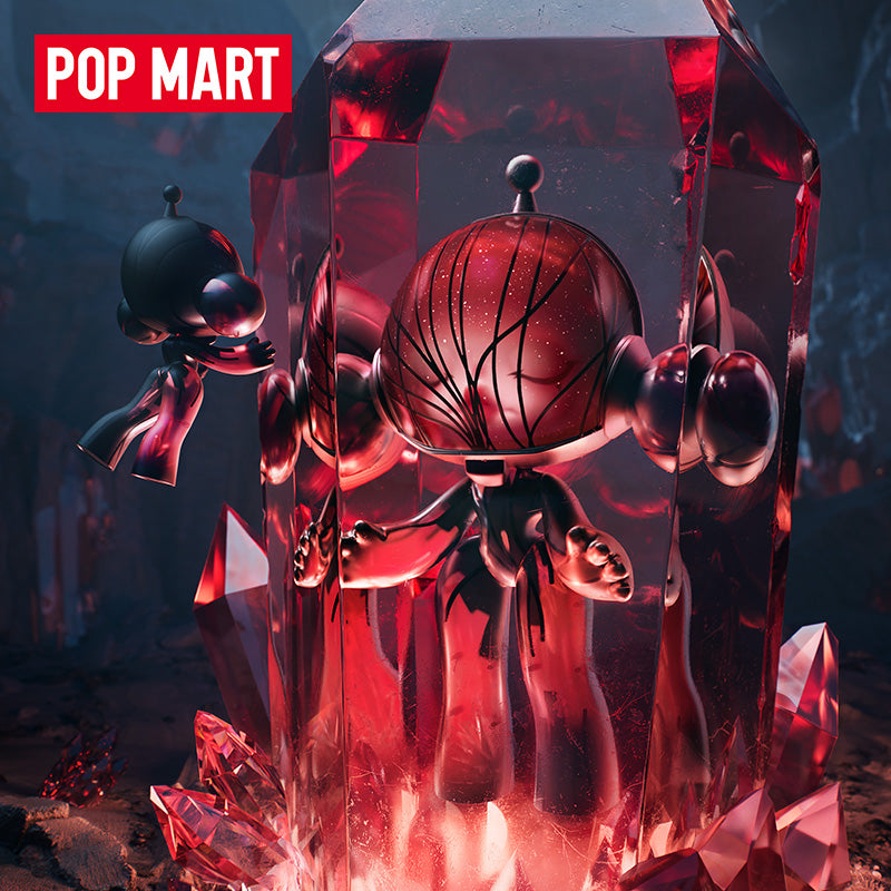 POP MART Mega Skullpanda Red Crystal 400% Secondary image