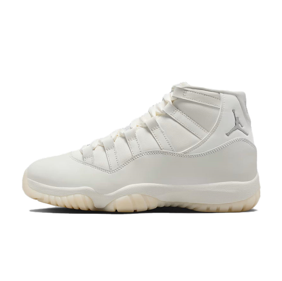 Jordan 11 Retro 'Pearl' 「Women」 Main image