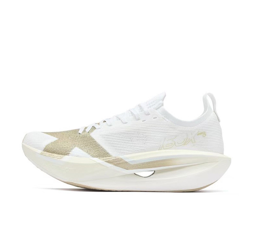 X-TEP 160X 8.0 PRO 'White Gold' | Running Shoes Main image