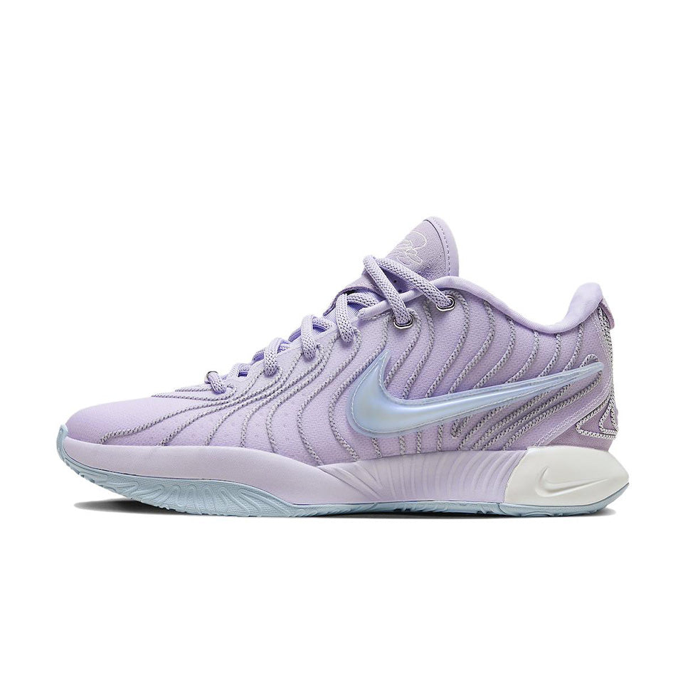 Nike LeBron 21 Ep 'Easter' Main image