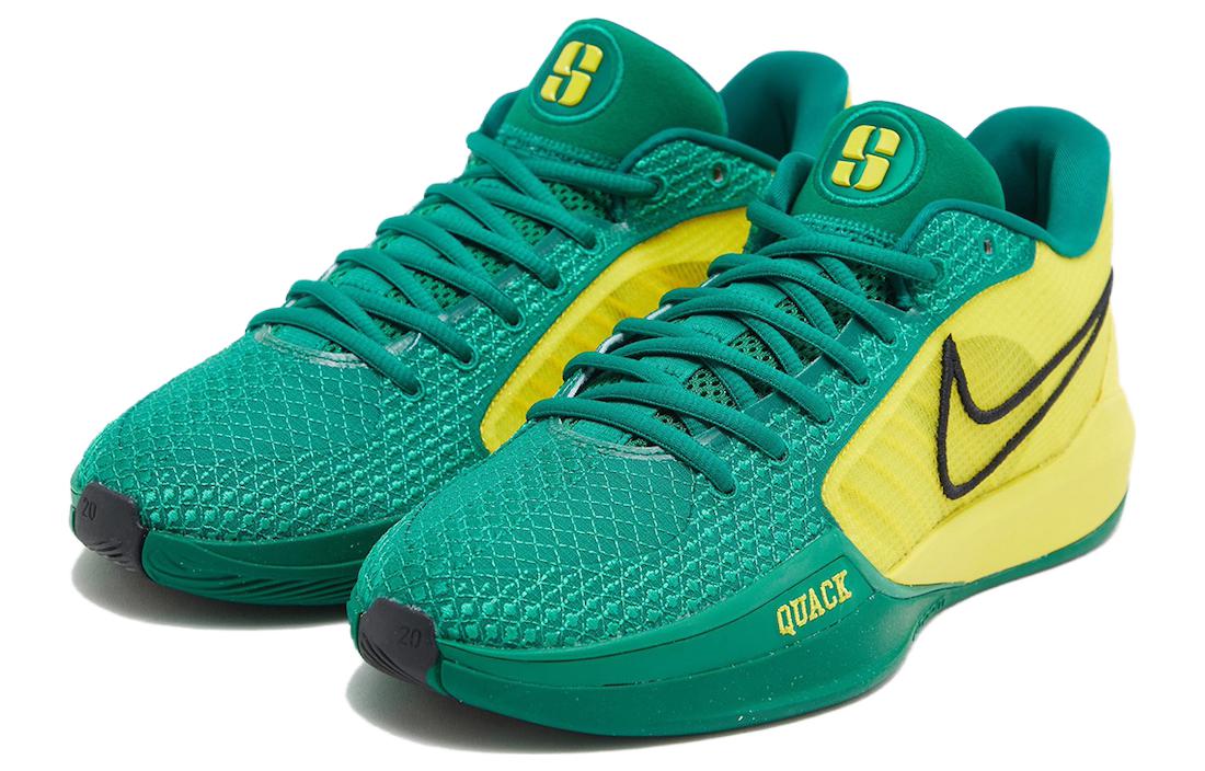 Nike Sabrina 1 'Oregon Ducks' Secondary image