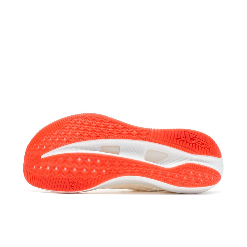 XTEP 2000km 5.0 'White Orange'