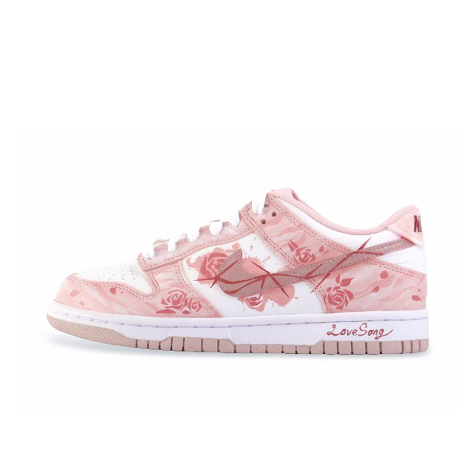 Nike Dunk Low Top 'Rose Garden' [Customized] Main image