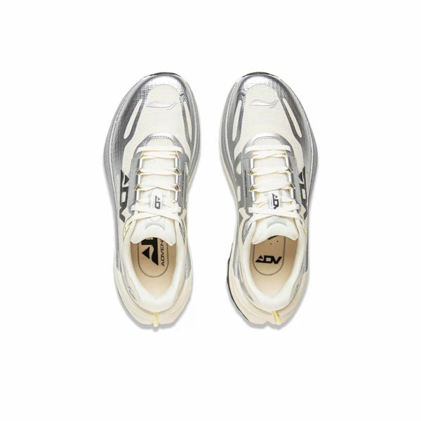 LiNing DiLu 2 ‘Beige Silver’「Women」
