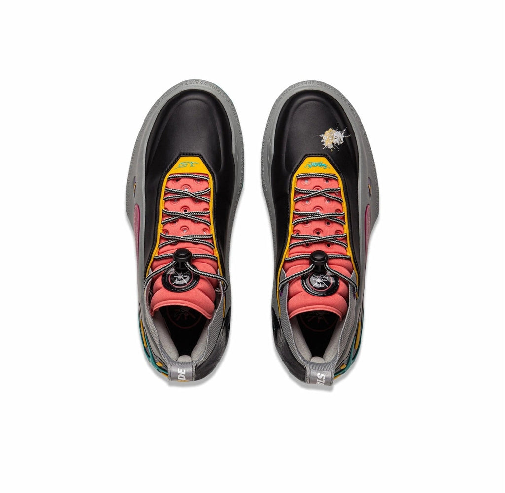 LiNing Way of Wade 11 x Staple ‘Retro Card’